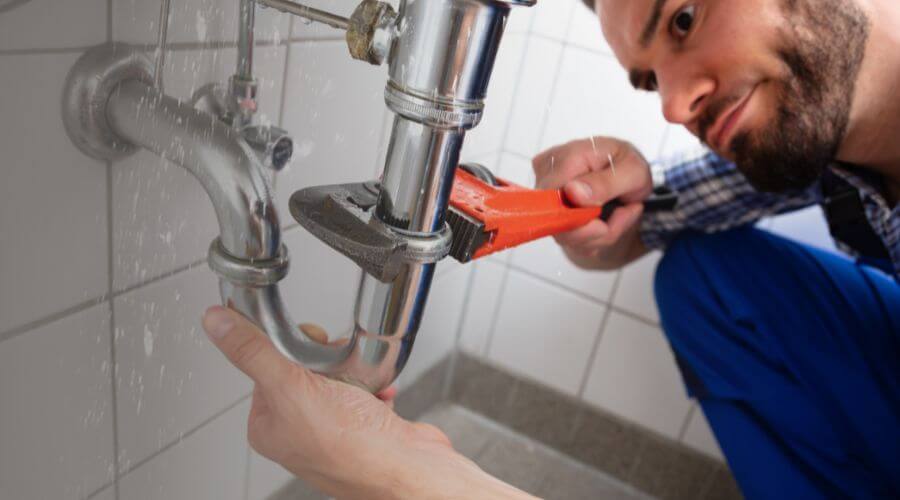 Professional same day plumber services in Decker, IN